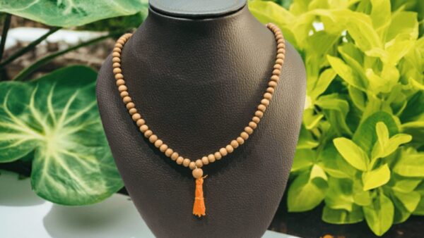 sandalwood mala 108 beads